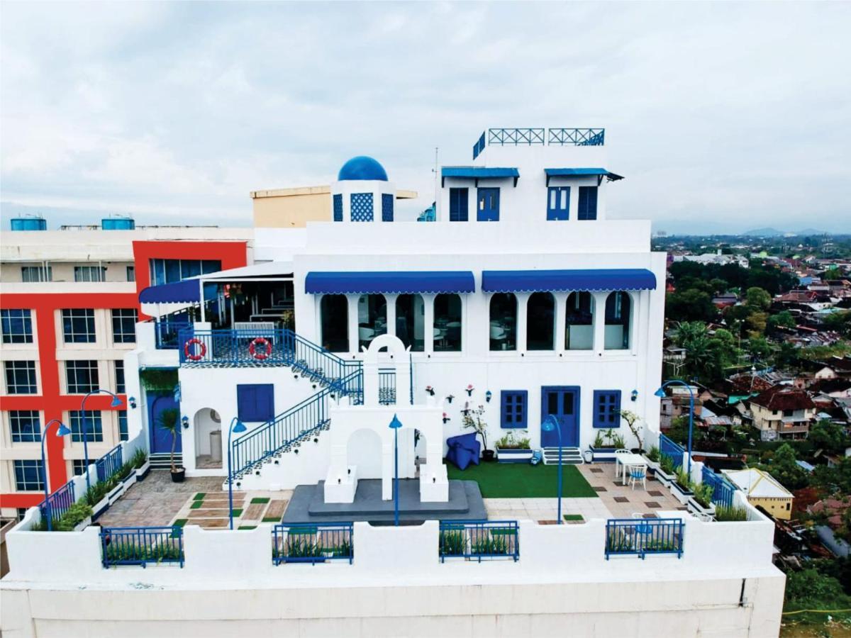 Cavinton Hotel Malioboro Yogyakarta By Tritama Hospitality Zewnętrze zdjęcie
