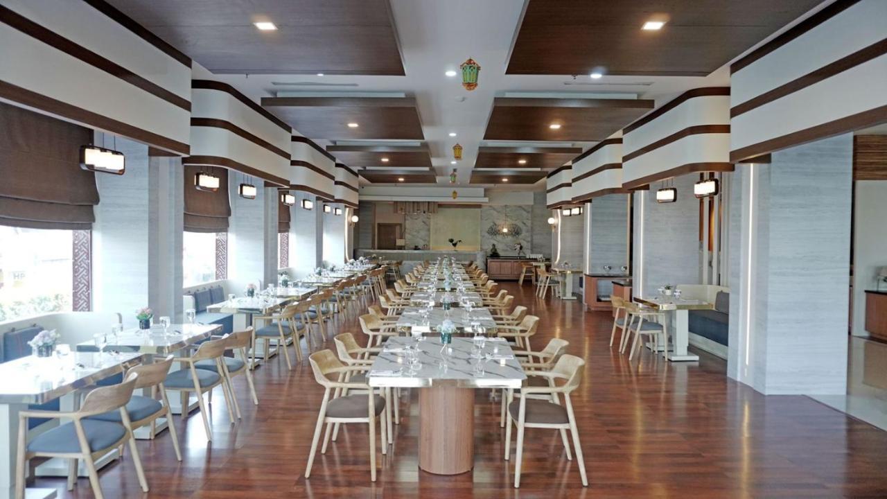 Cavinton Hotel Malioboro Yogyakarta By Tritama Hospitality Zewnętrze zdjęcie