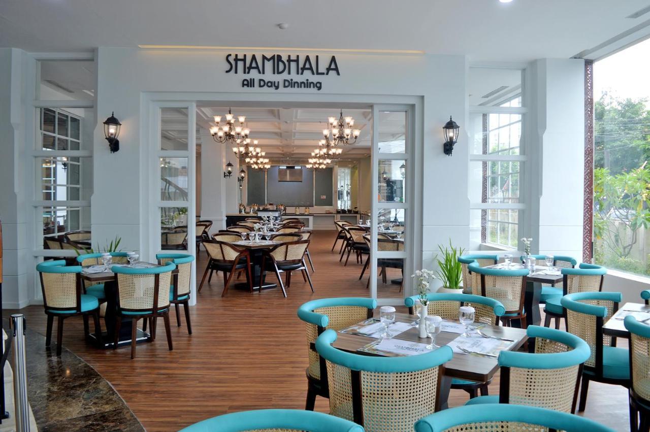 Cavinton Hotel Malioboro Yogyakarta By Tritama Hospitality Zewnętrze zdjęcie