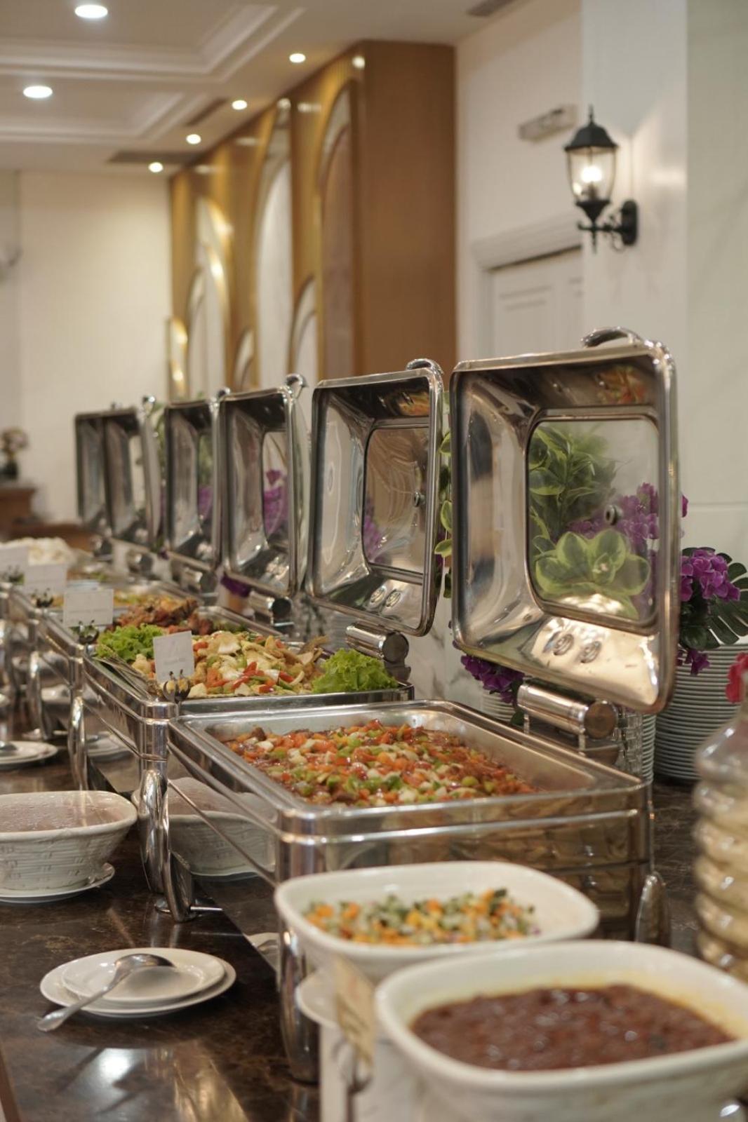 Cavinton Hotel Malioboro Yogyakarta By Tritama Hospitality Zewnętrze zdjęcie