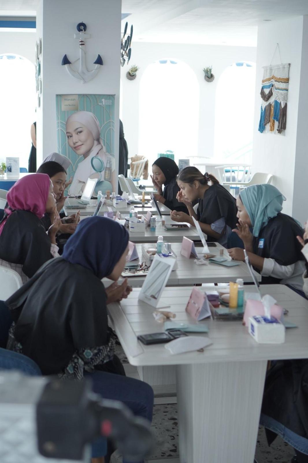 Cavinton Hotel Malioboro Yogyakarta By Tritama Hospitality Zewnętrze zdjęcie