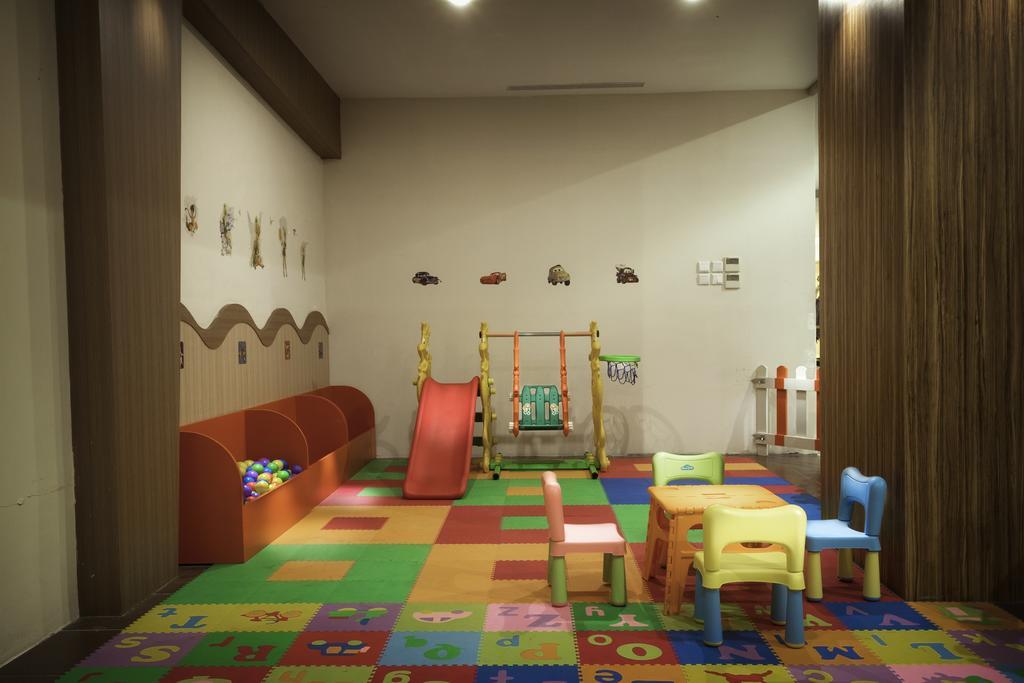 Cavinton Hotel Malioboro Yogyakarta By Tritama Hospitality Zewnętrze zdjęcie