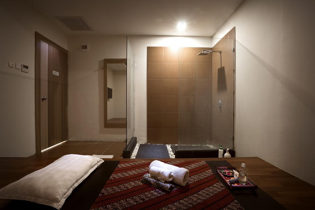 Cavinton Hotel Malioboro Yogyakarta By Tritama Hospitality Zewnętrze zdjęcie