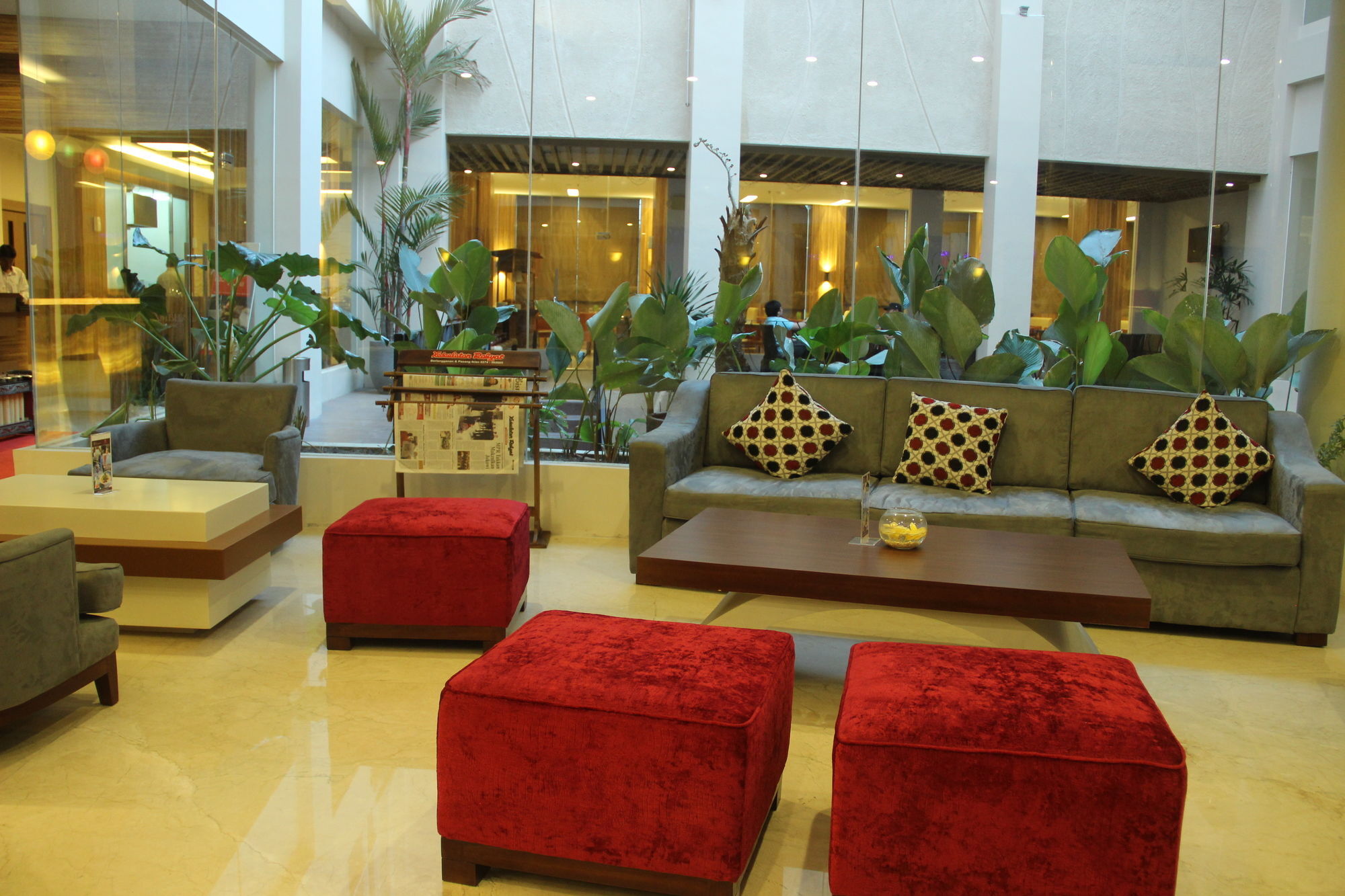 Cavinton Hotel Malioboro Yogyakarta By Tritama Hospitality Zewnętrze zdjęcie